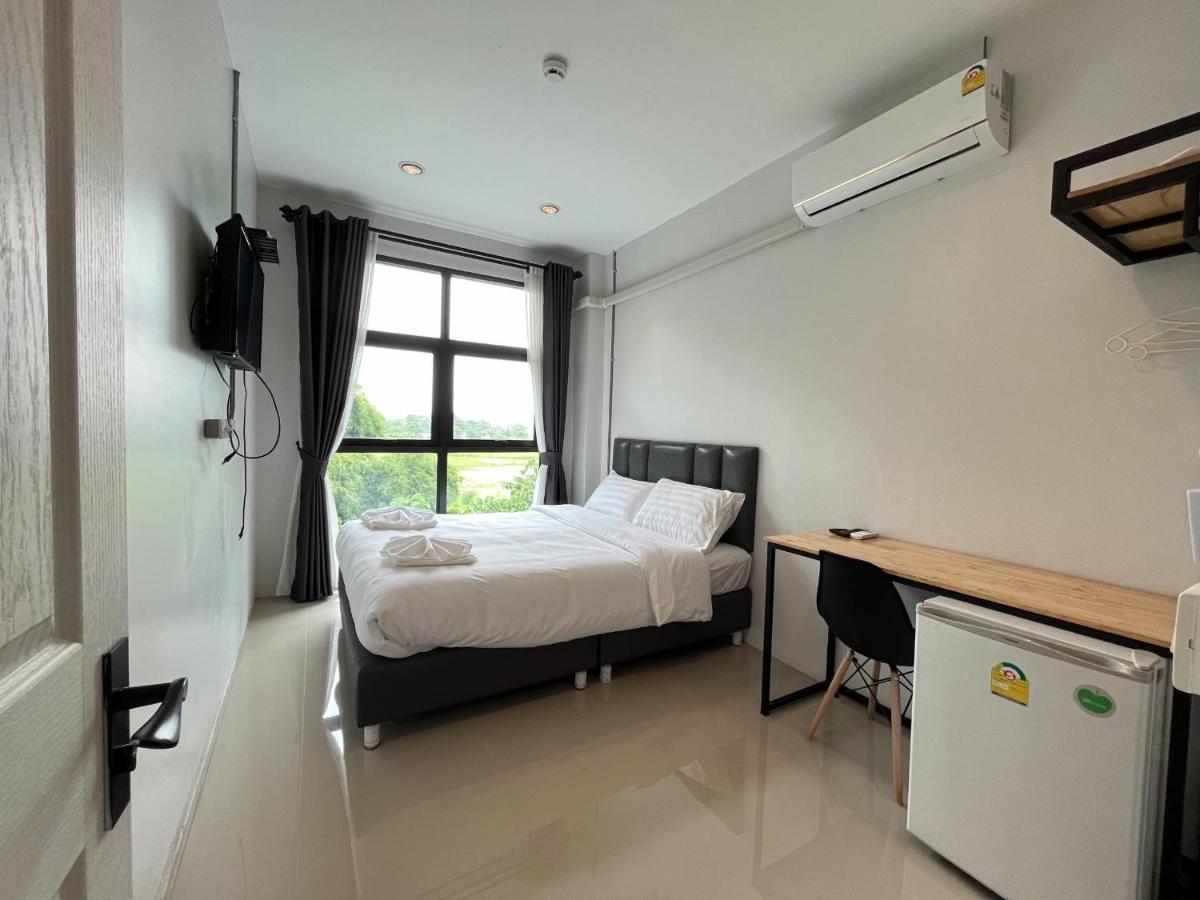 Life Hotel Rong Khun Ban Mai  Exteriér fotografie