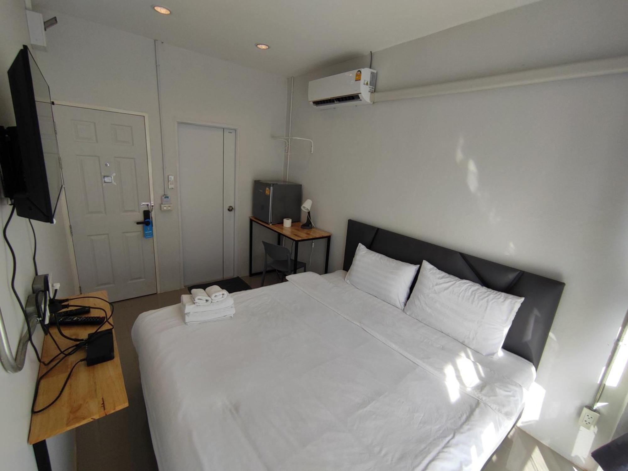 Life Hotel Rong Khun Ban Mai  Exteriér fotografie